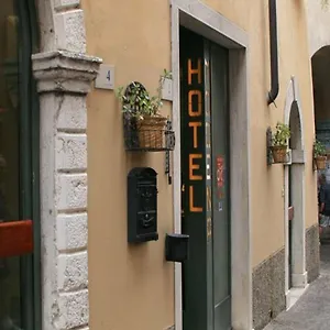 Hotell Modena Old Town, Malcesine