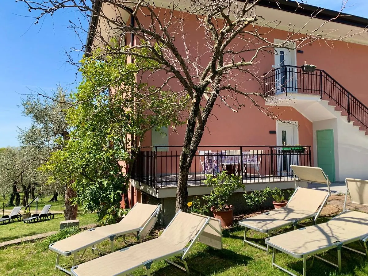 Apartment Casa Lucia 马尔切西内